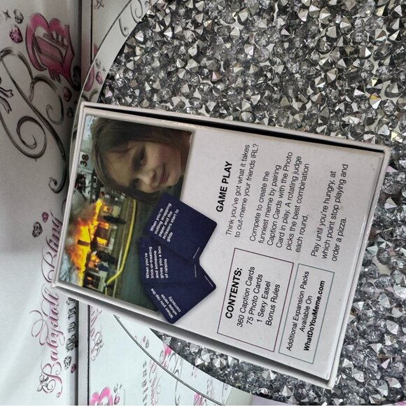 What do you meme? Game board game cards Adult Party Game - White - Picture 4 of 5